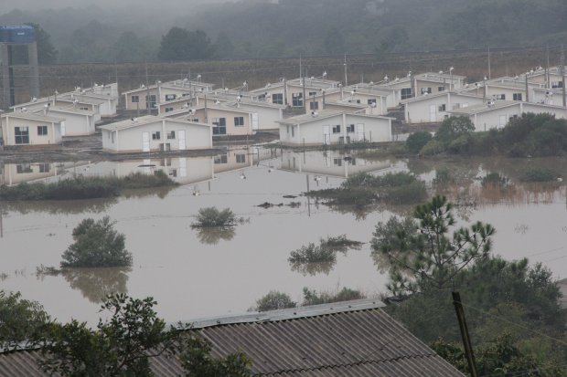 lages - governador acompanha situacao da cidade afetada pela chuva 20170606 1921767313