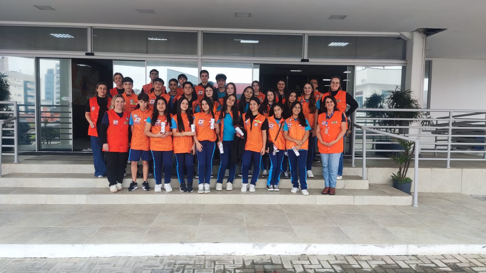 Defesa Civil recebe alunos de Morro da Fumaça