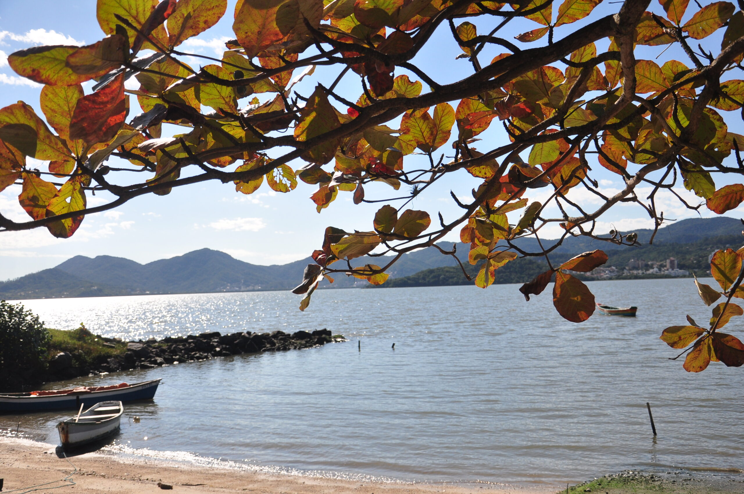 Fim de semana em SC começa com temporais isolados e termina com sol e temperaturas amenas